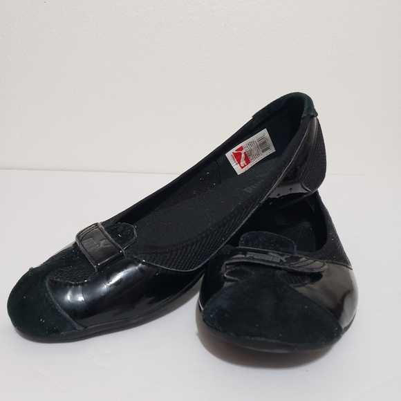 PUMA Closed Toe Zandy Ballet Flats Size 8
